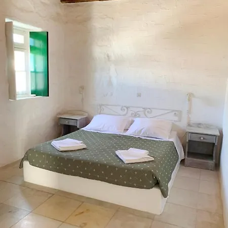 Anezina Village 드리오스