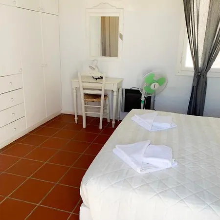 Anezina Village 호텔 3*