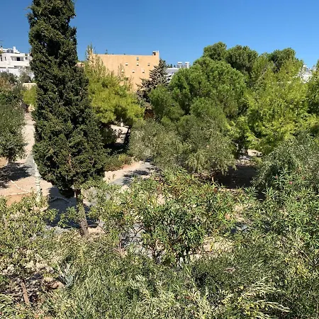 Otel Anezina Village