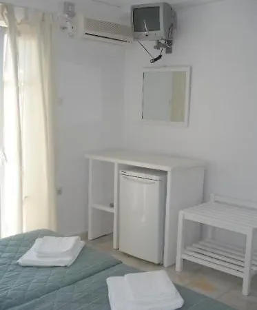 호텔 Anezina Village 드리오스