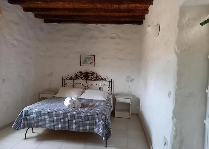 Anezina Village Hotel 3*