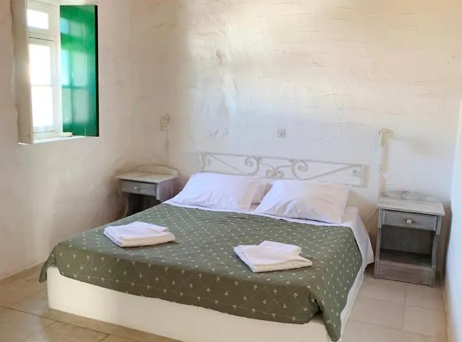 Anezina Village Drios