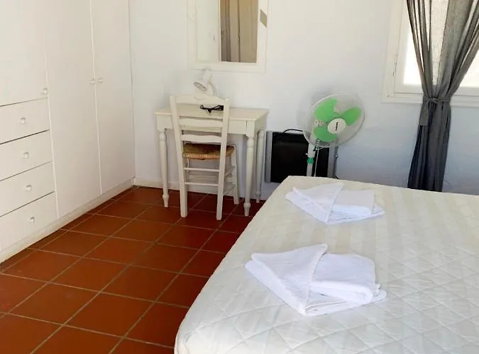 Anezina Village Hotel 3*