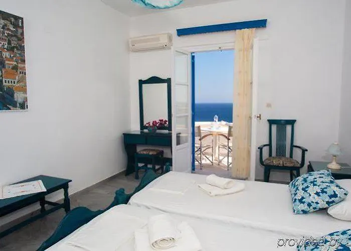 Anezina Village Hotel 3*